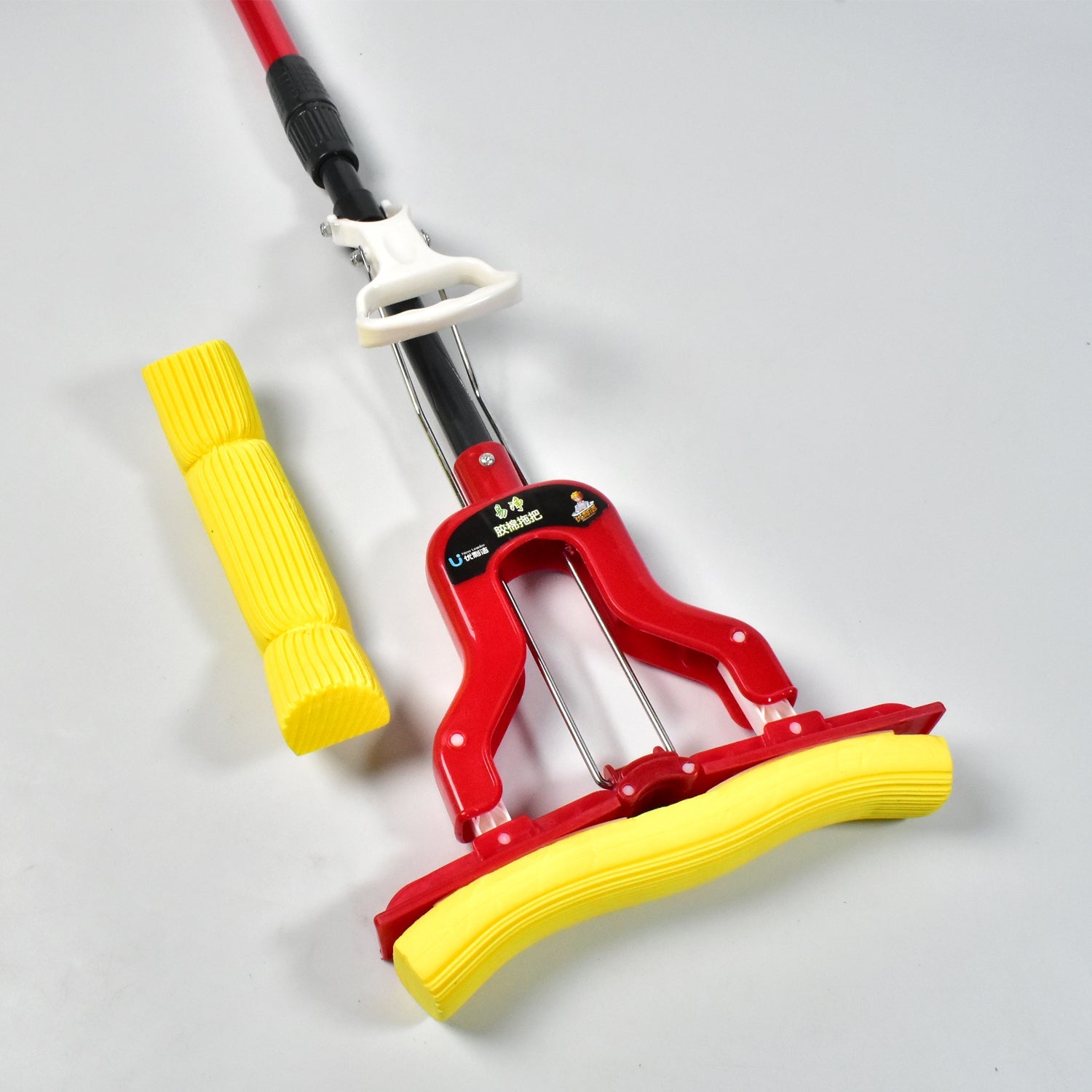 7868 Dry Cleaning Flat Microfiber Floor Cleaning Mop with Steel Rod Long Handle Dry Mop DeoDap 7868 Dry Cleaning Flat Microfiber Floor Cleaning Mop with Steel Rod Long Handle Dry Mop DeoDap